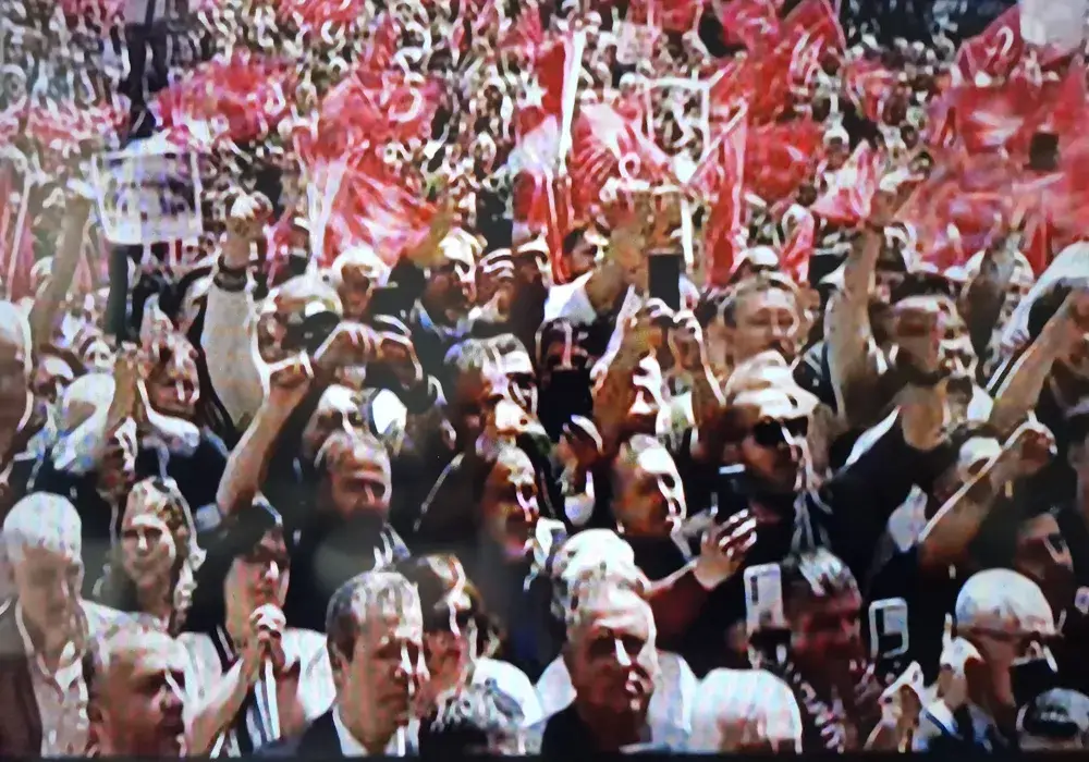 Kılıçdaroğlu’ndan CHP Genel Merkezi’nde Tarihi Dönüş Mesajı