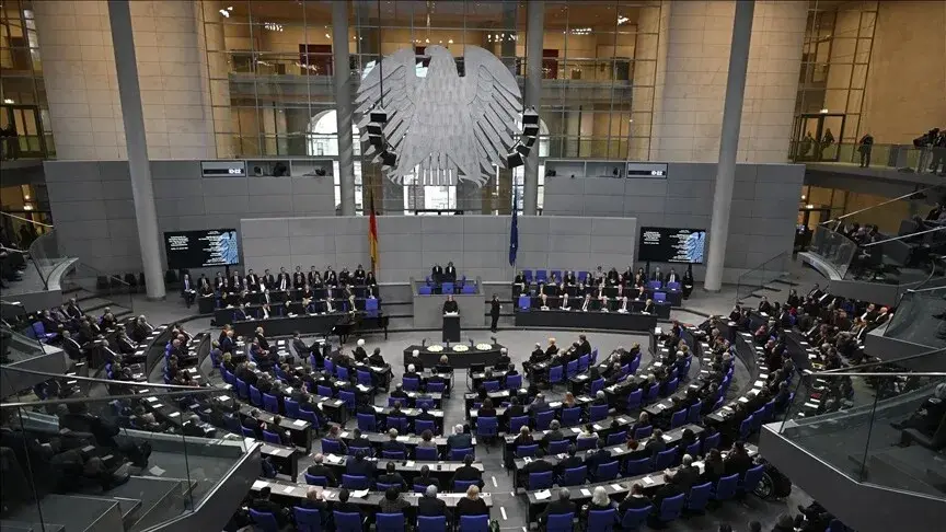 Almanların çoğunluğu, hükümetin yasama dönemini doldurmadan dağılacağını düşünüyor