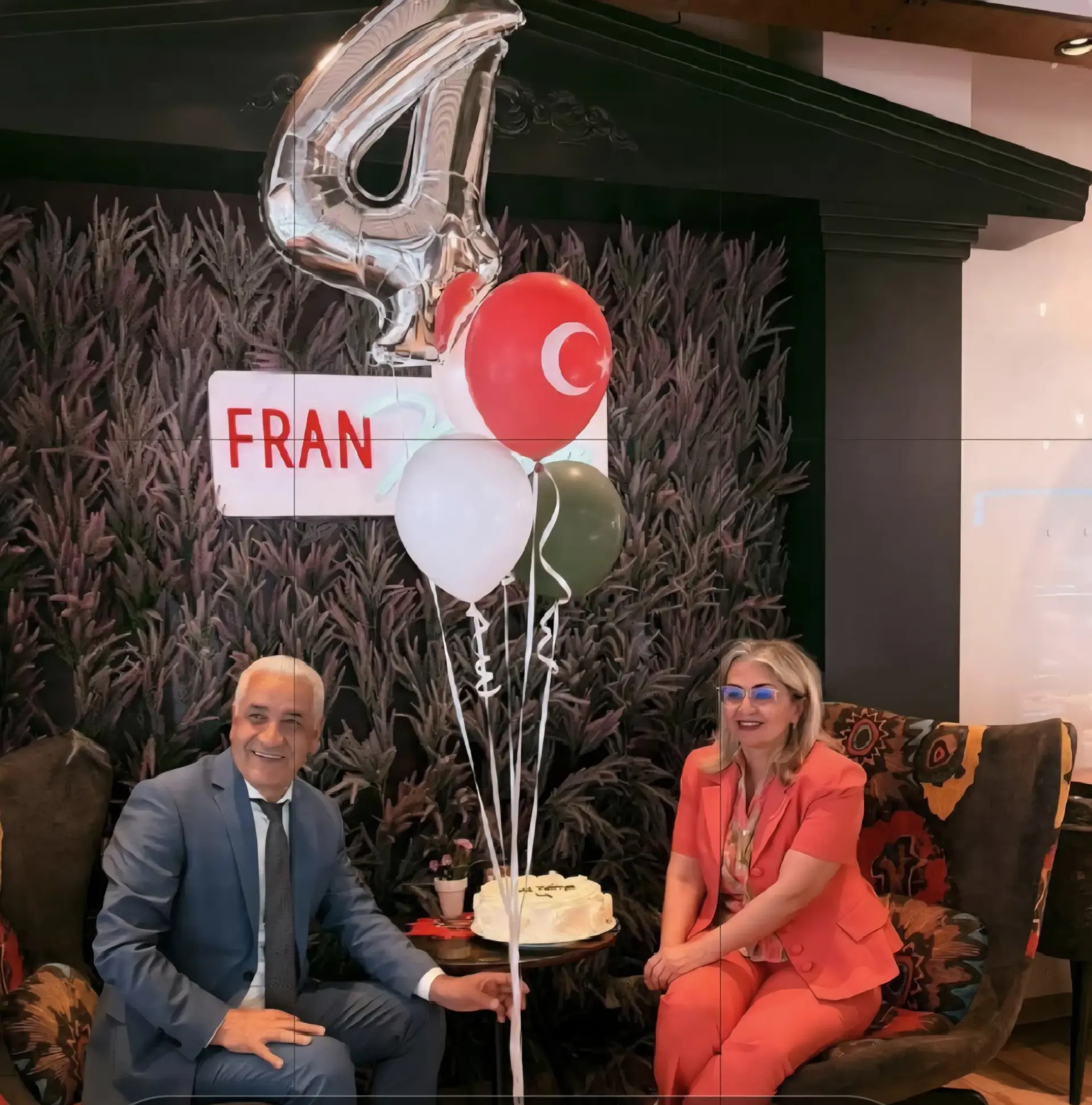 Mevlana Restaurant 20. Yılını, Franconia Kafeterya 4. Yılını Kutladı
