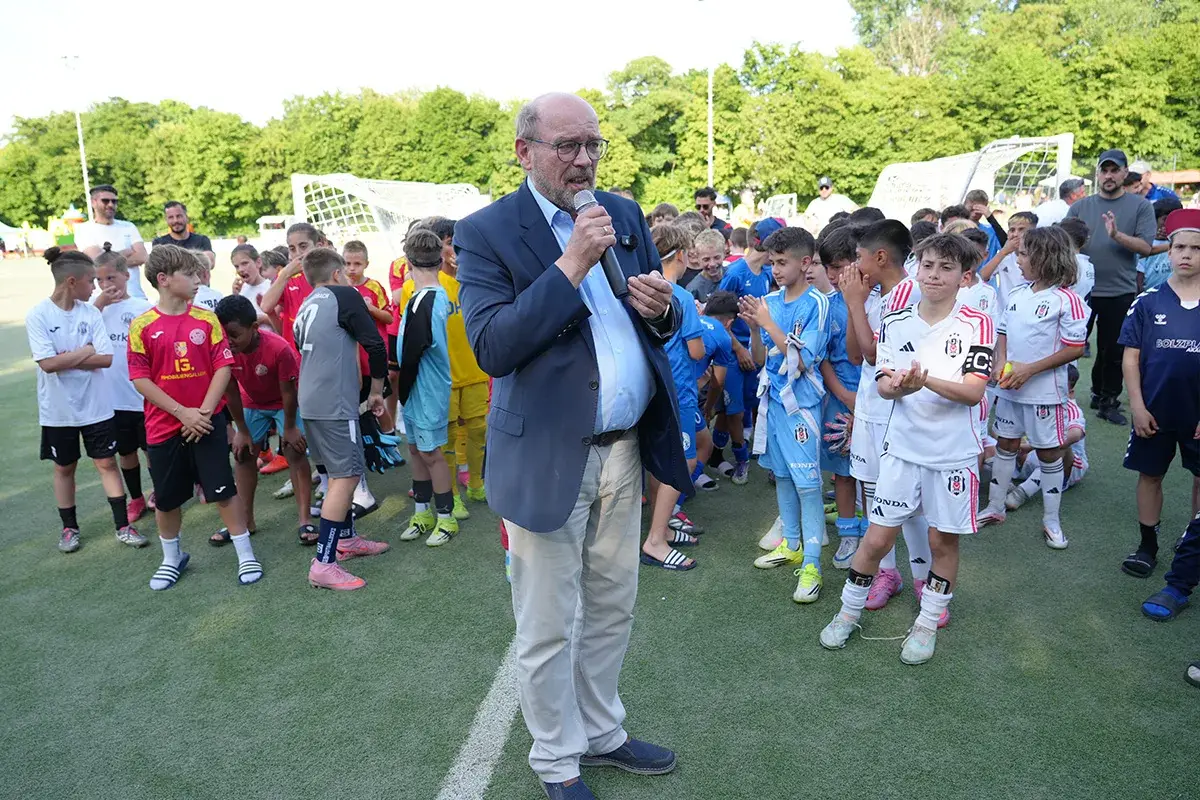 Essen Başkonsolosluğu’nun 60. Yıl Turnuvasında Kazanan Dostluk Oldu