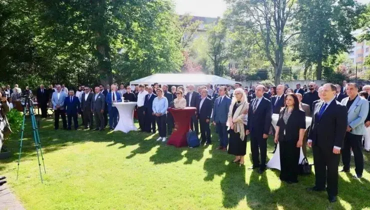 Berlin'de Büyük Bayram Buluşması Başkonsolosluk ve TDU Resepsiyonu
