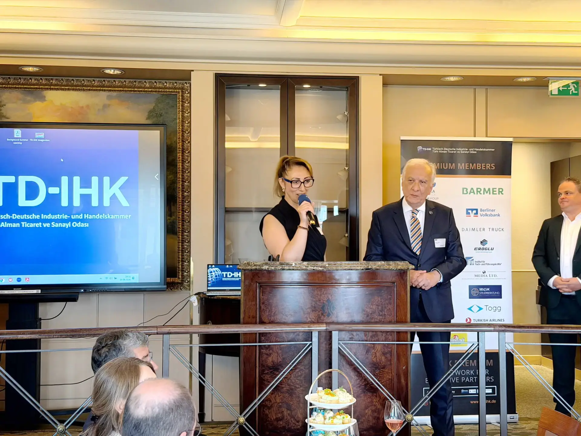 Türk-Alman İş Dünyası Berlin’de Buluştu: TD-IHK’dan Görkemli Yaz Daveti